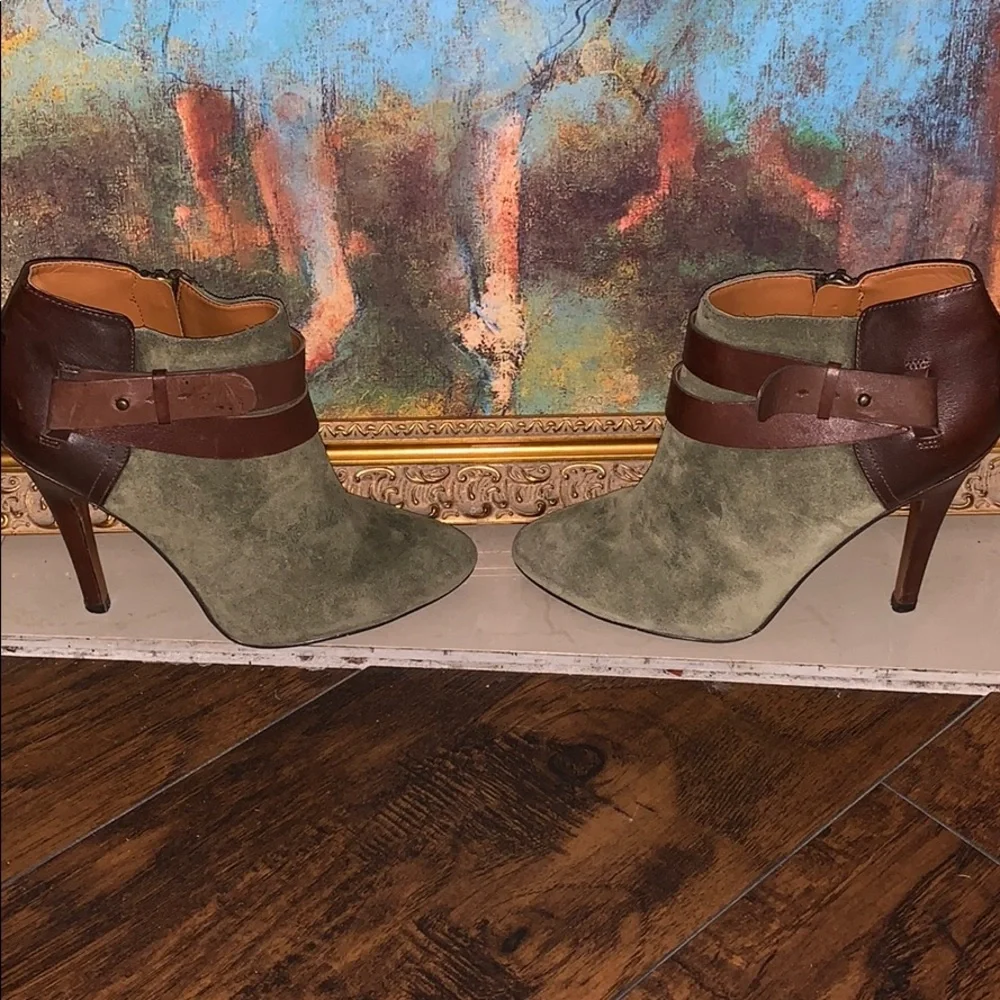 Nine West Olive Green Suede Ankle Booties with Brown Leather Straps - Picture 4 of 8